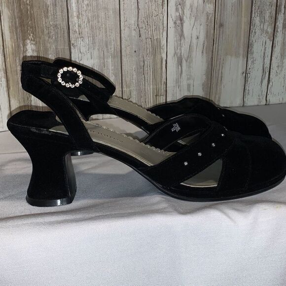 Vintage 90’s Black Velvet Square Toe Ankle Strap Chunky Heels Size 9 - Picture 1 of 16